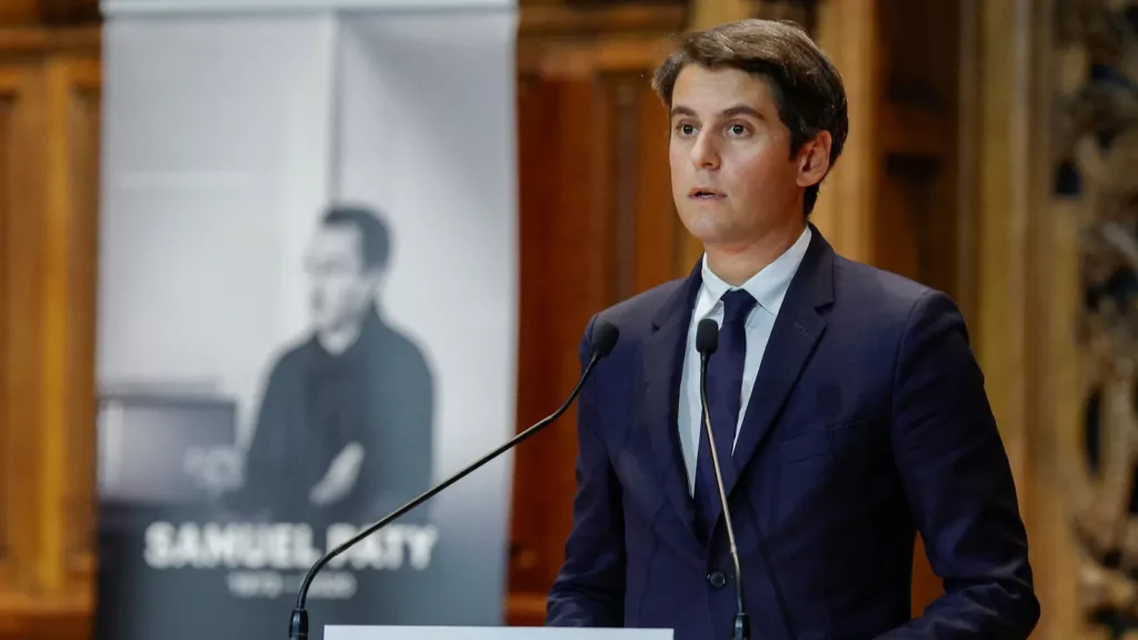 Attal intervenuto in merito al preside minacciato
