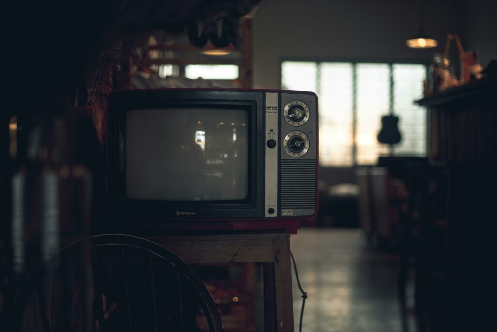 la televisione e i primi tentativi